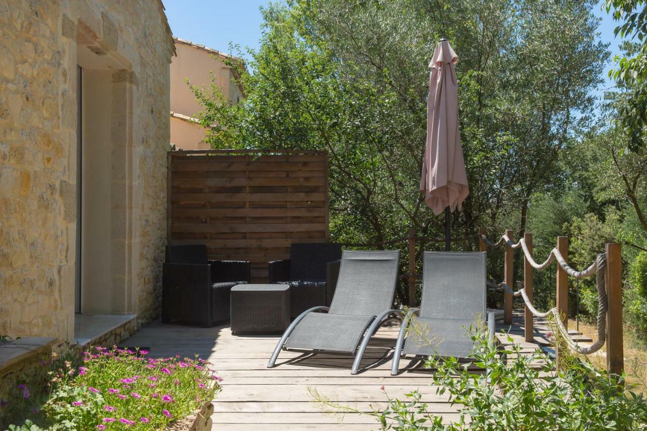 Le Mas Des Alexandrins Uzès Exterior foto
